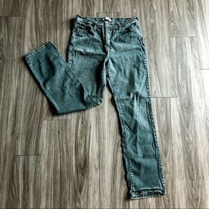 Levi’s Perfectly Slimming Straight 512™️ Jeans